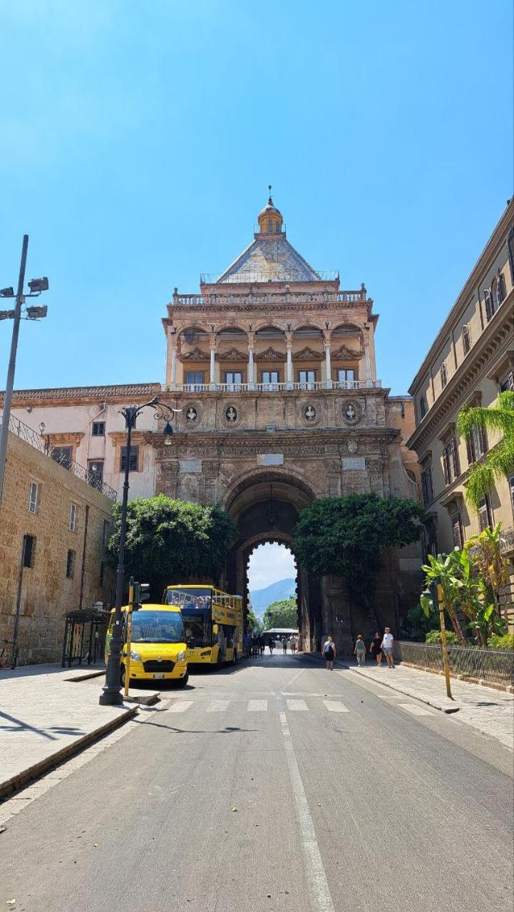 Ferienwohnung La Porta Dei Mori Palermo Exterior foto